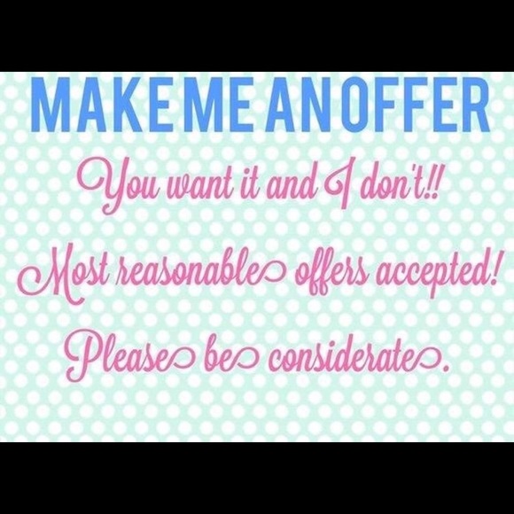 🥳🥳🥳🥳 HUGE CLOSET CLEAN OUT 🥳🥳🥳🥳 - Picture 1 of 1